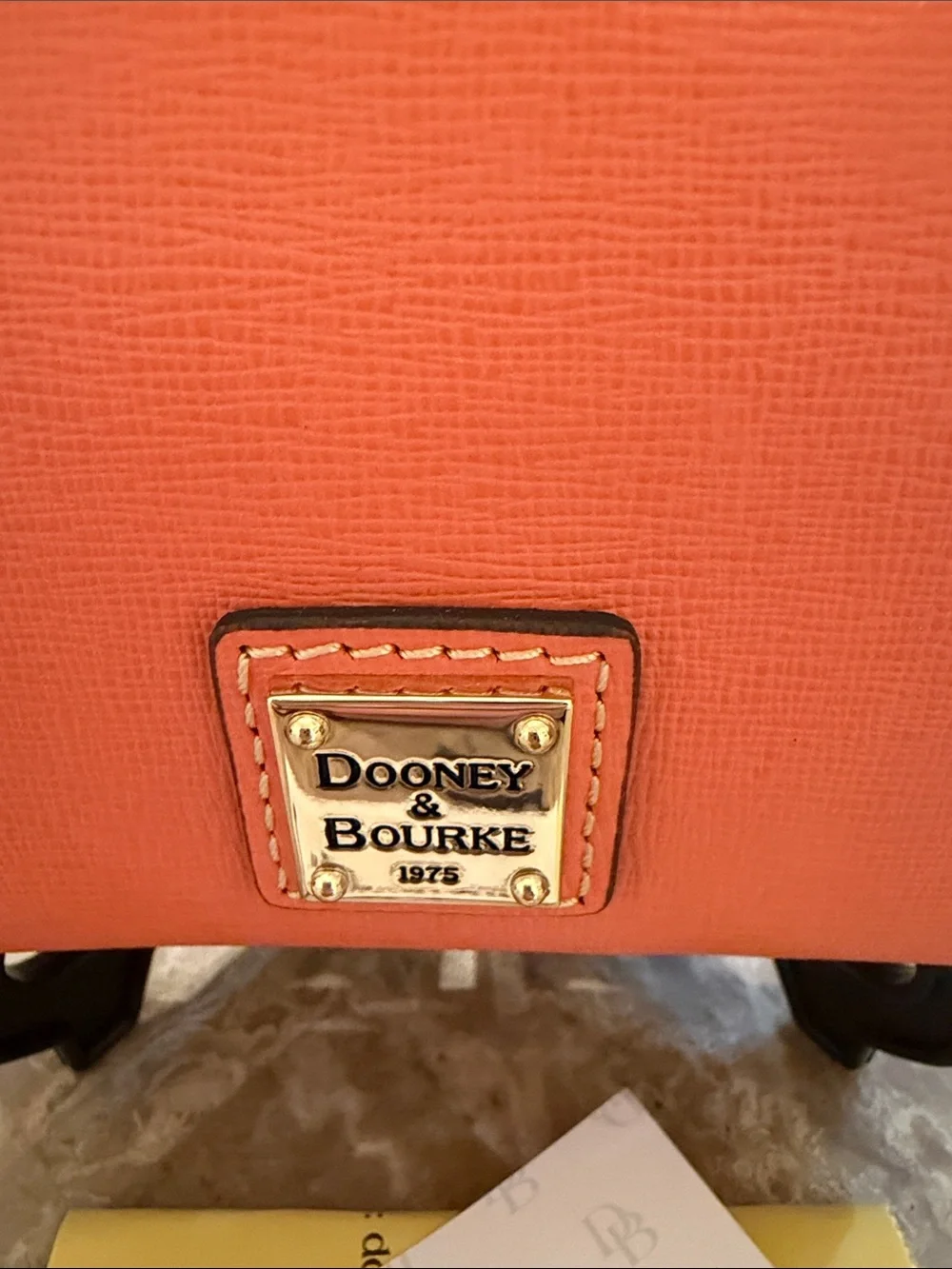 Dooney & Bourke NWT Bright Orange Leather Kiss-Lock card Holder/coins  purse